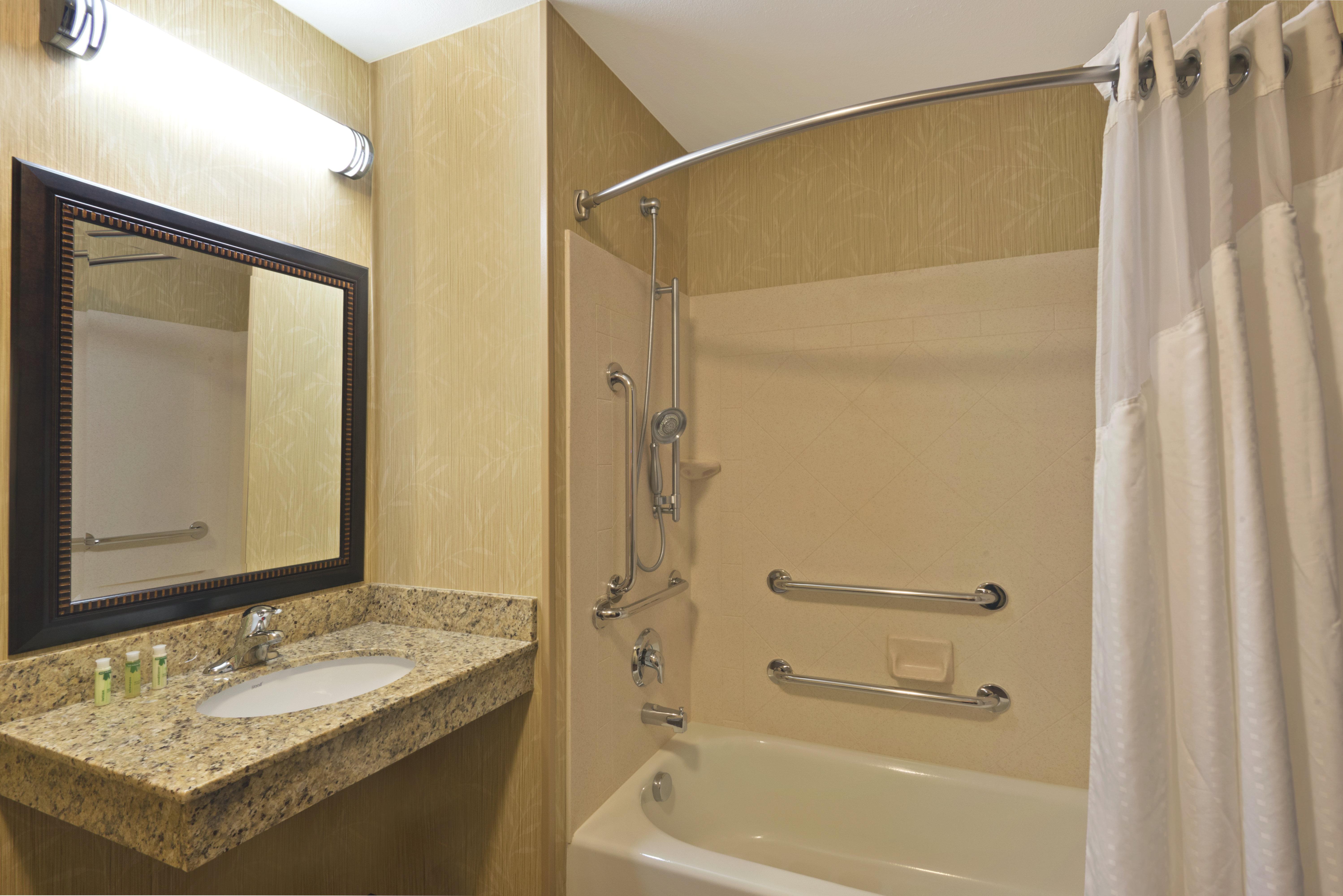 Holiday Inn Express Richfield By Ihg Exterior foto
