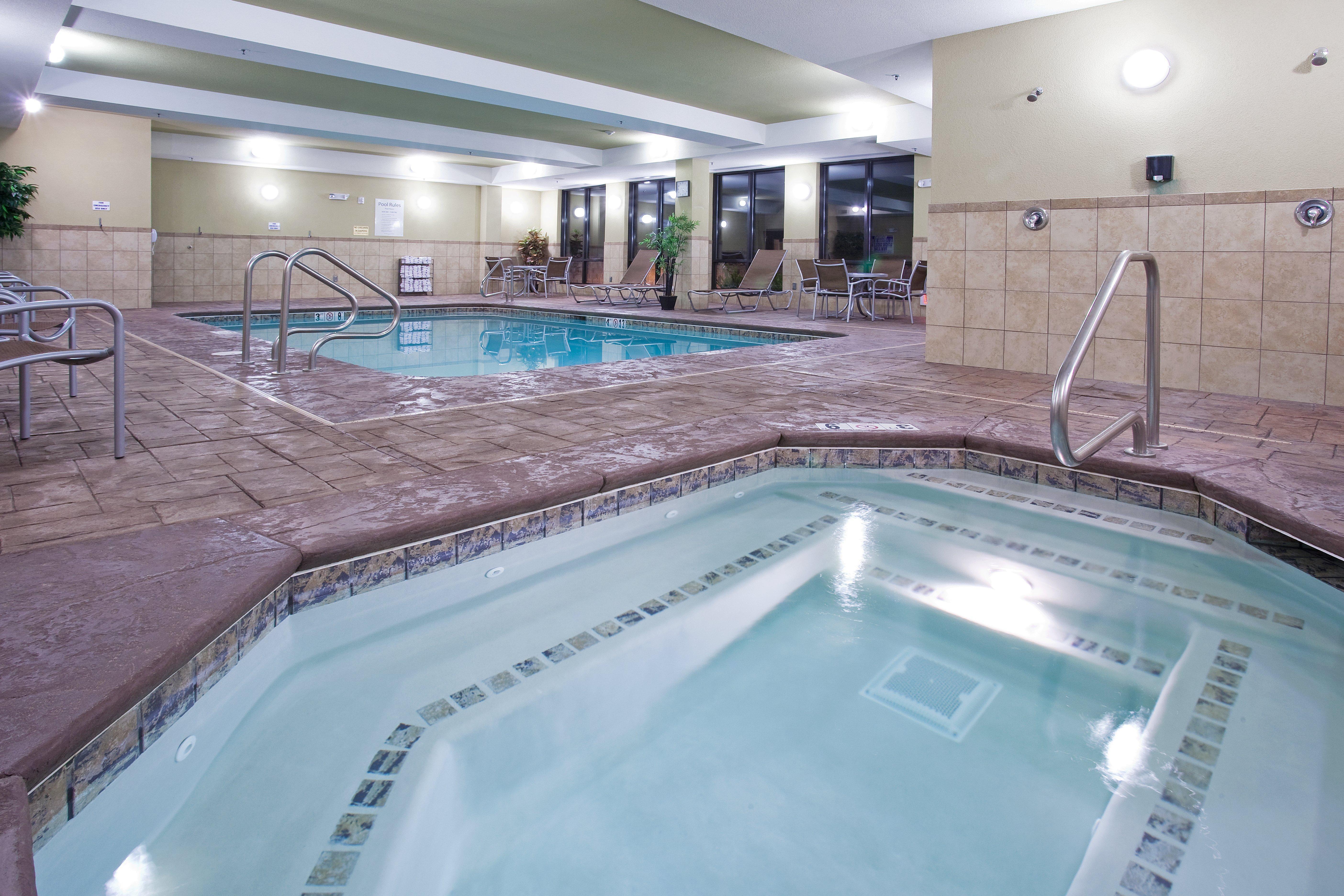 Holiday Inn Express Richfield By Ihg Exterior foto